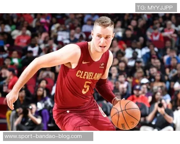 梅里尔骑士生涯替补三分命中271记超越科沃尔跻身队史第五